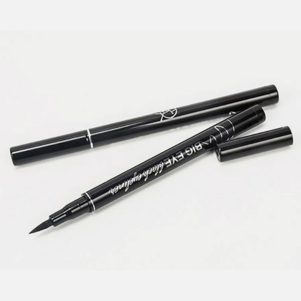 Eyeliner - Picture 3 of 3